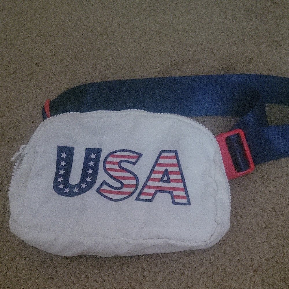 USA Flag Fanny Pack Belt Bag - White with Red & Blue